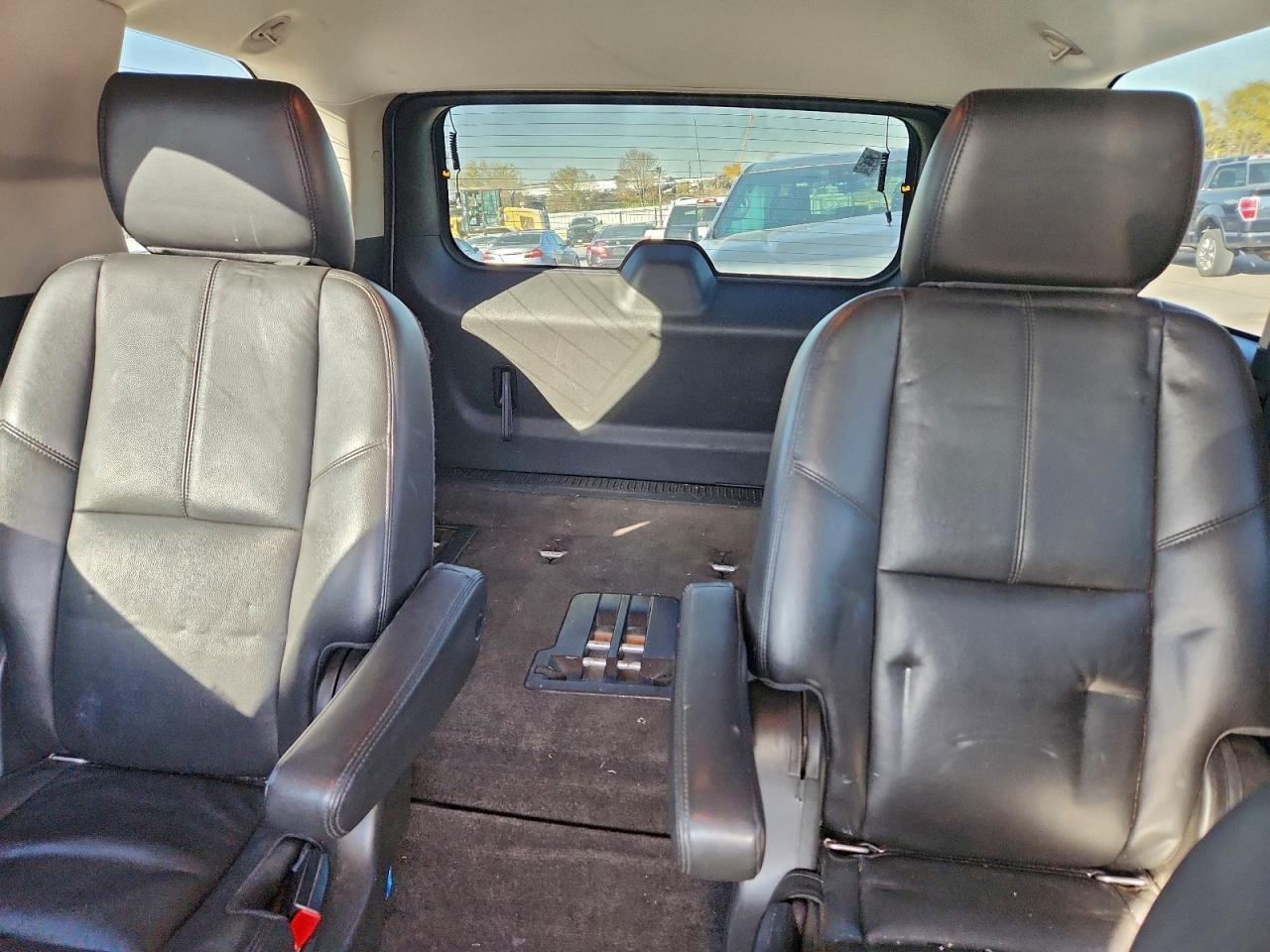 2013 CHEVROLET TAHOE C1500 LT photo 10