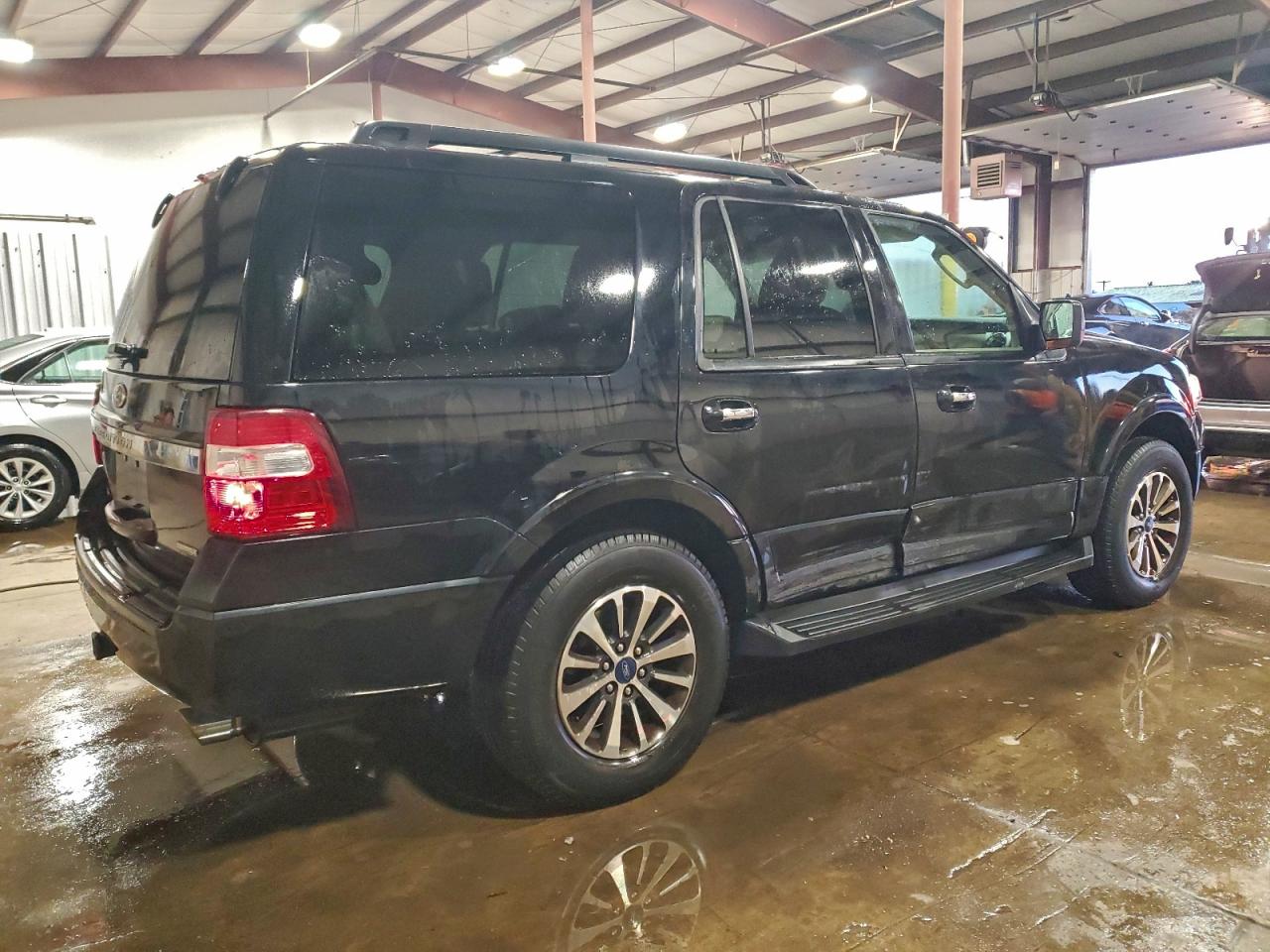 2016 FORD EXPEDITION XLT photo 3