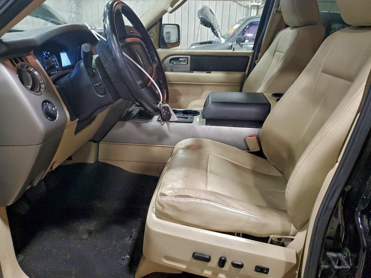2016 FORD EXPEDITION XLT photo 7