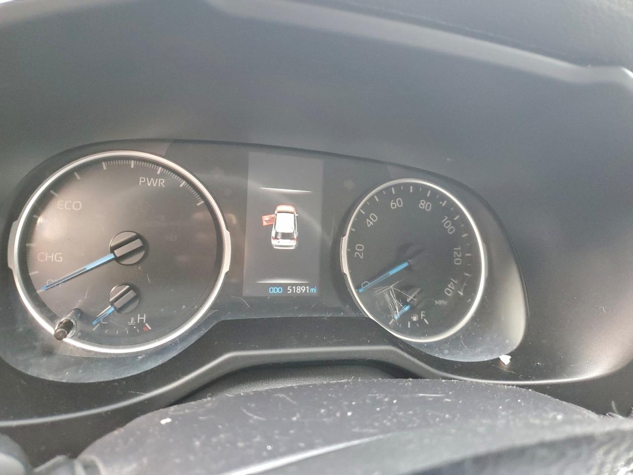 2021 TOYOTA RAV4 XLE photo 9