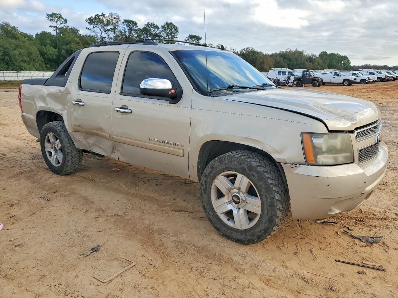 2008 CHEVROLET AVALANCHE C1500 photo 4