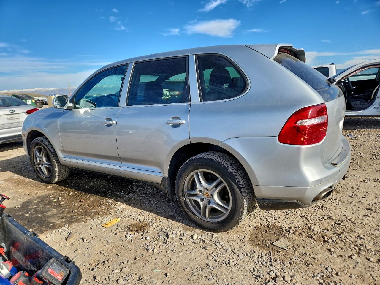 2008 PORSCHE CAYENNE photo 2