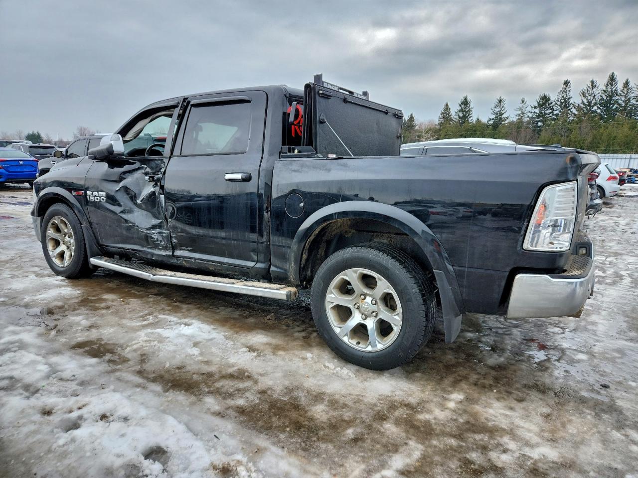 2015 RAM 1500 LARAMIE photo 2