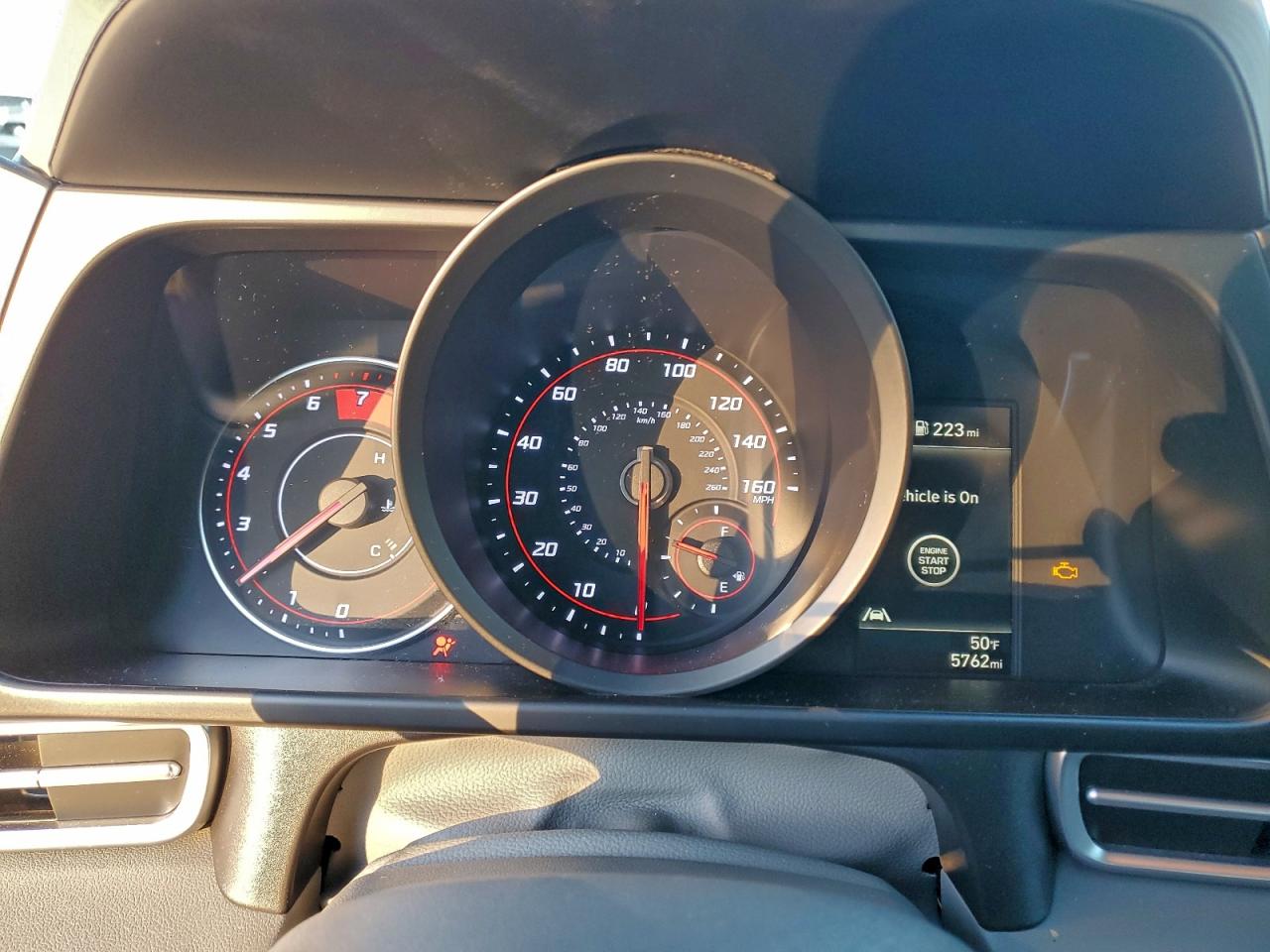 2023 HYUNDAI ELANTRA SEL photo 9