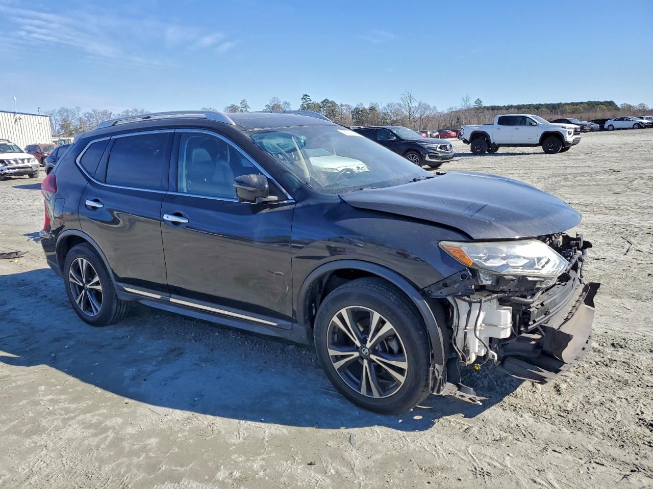 2018 NISSAN ROGUE S photo 4