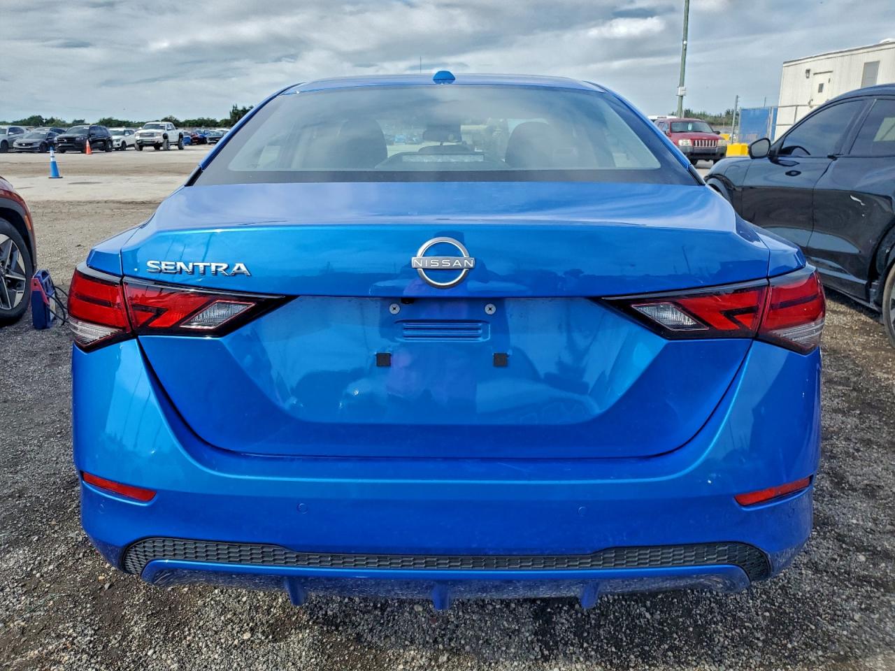 2025 NISSAN SENTRA SV photo 6