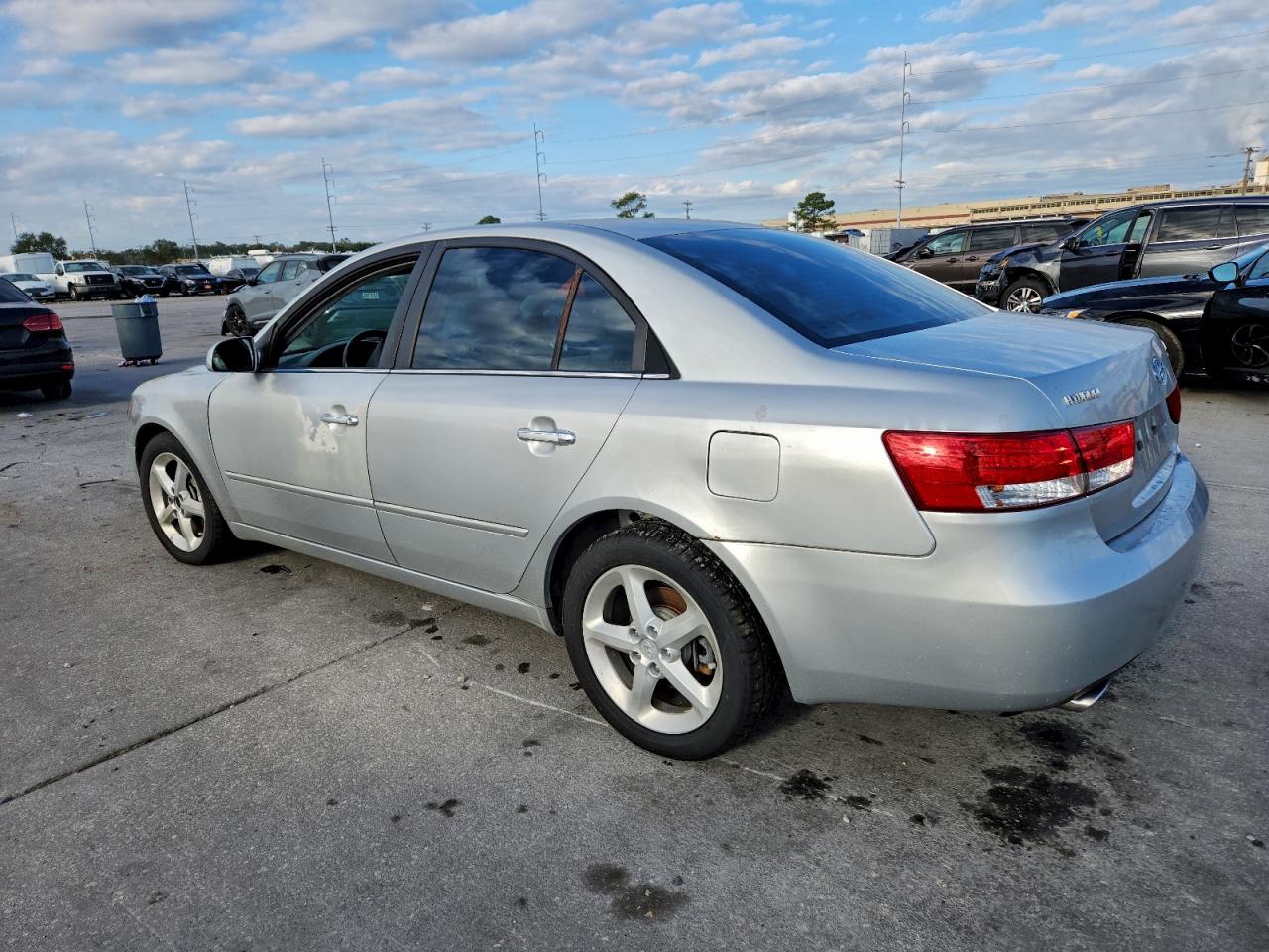 2006 HYUNDAI SONATA photo 4
