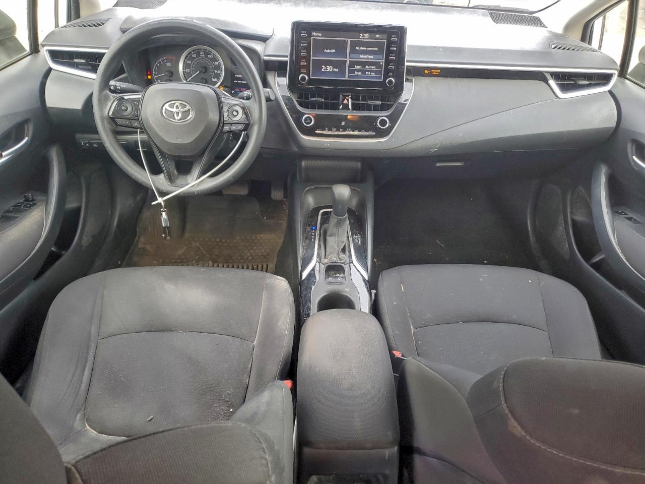 2020 TOYOTA COROLLA LE photo 8