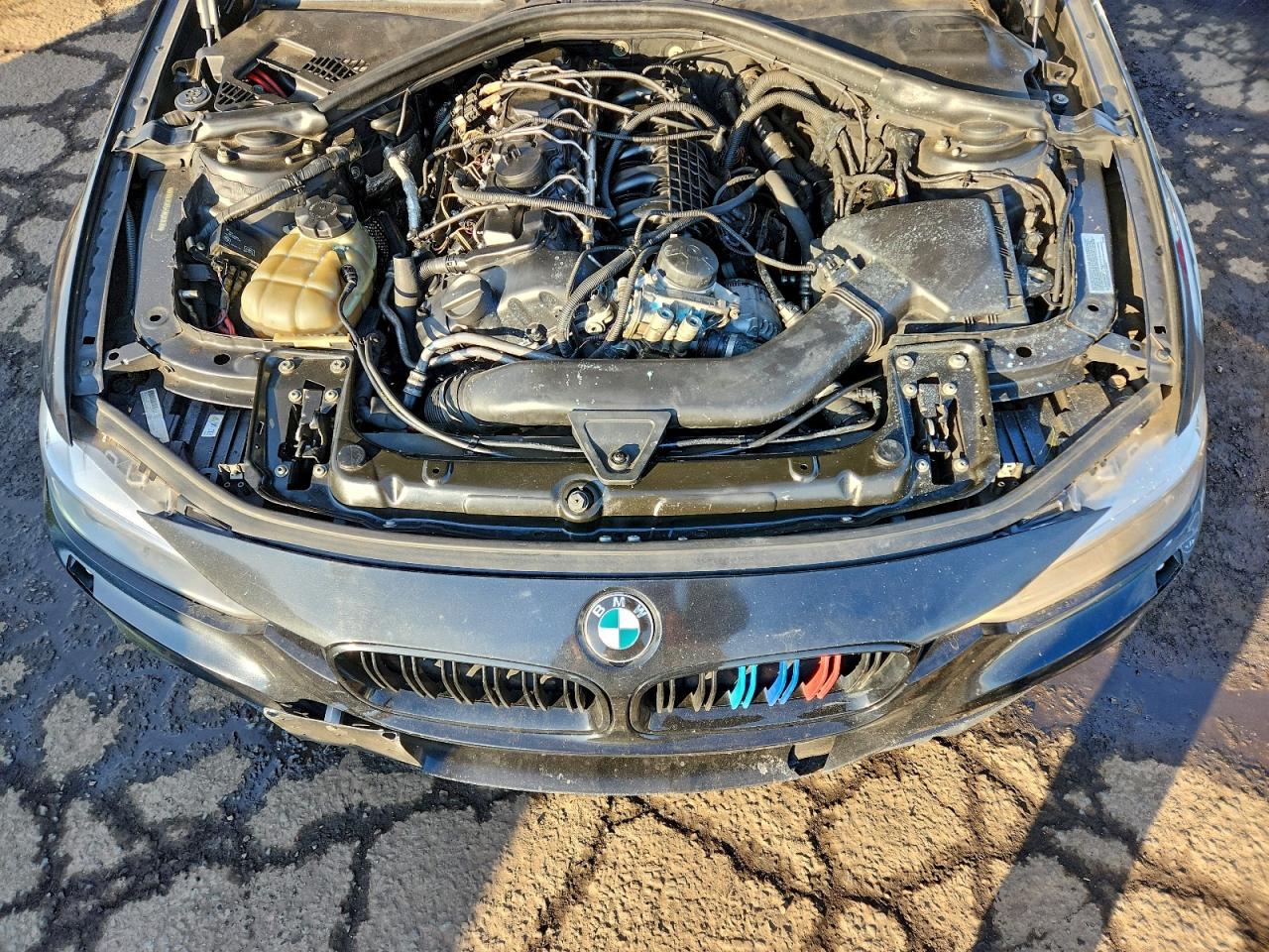 2013 BMW 335 XI photo 21
