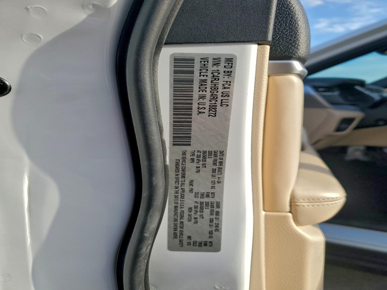 2024 JEEP GRAND CHEROKEE LIMITED photo 13