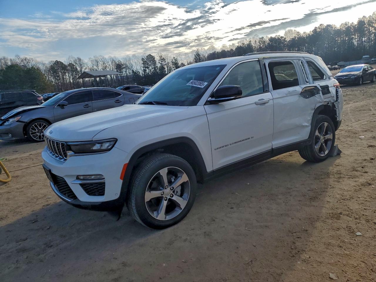 2024 JEEP GRAND CHEROKEE