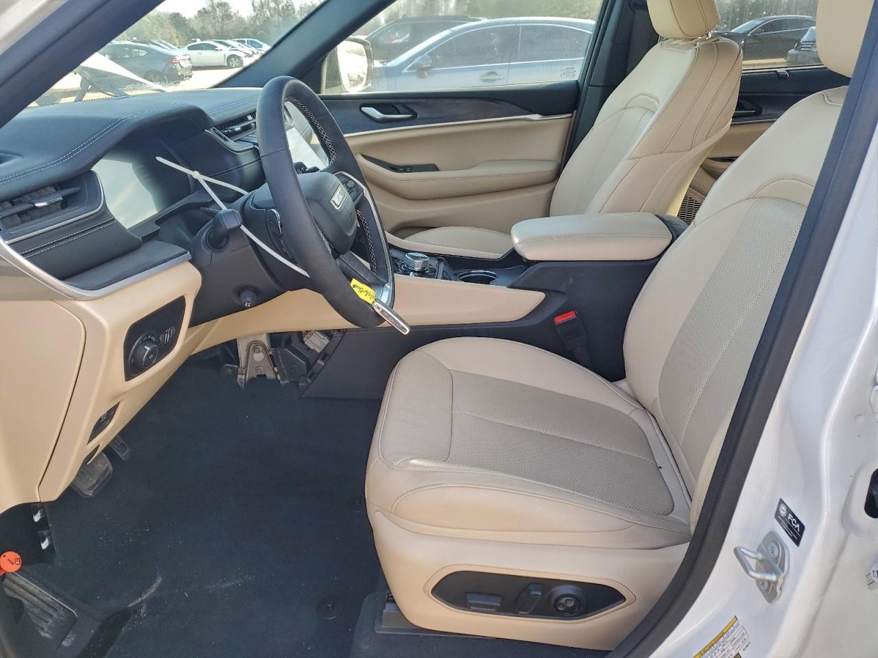 2024 JEEP GRAND CHEROKEE LIMITED photo 7