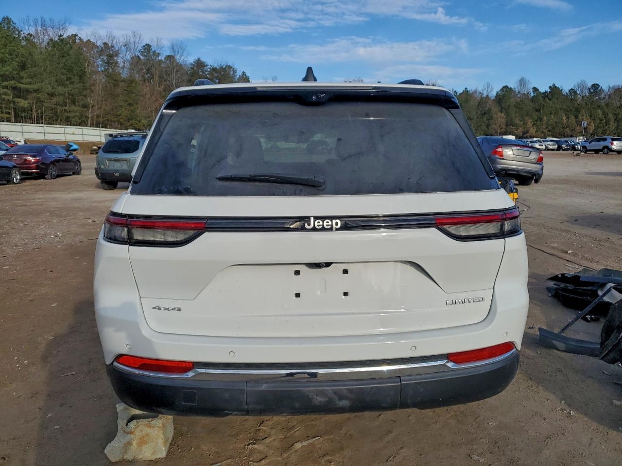2024 JEEP GRAND CHEROKEE LIMITED photo 6