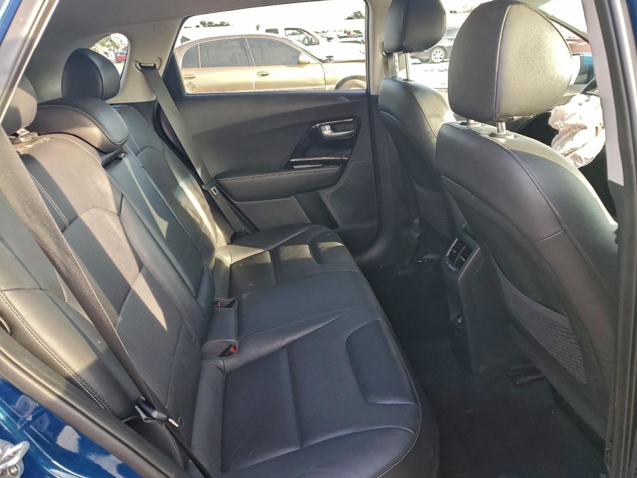 2017 KIA NIRO EX TOURING photo 11