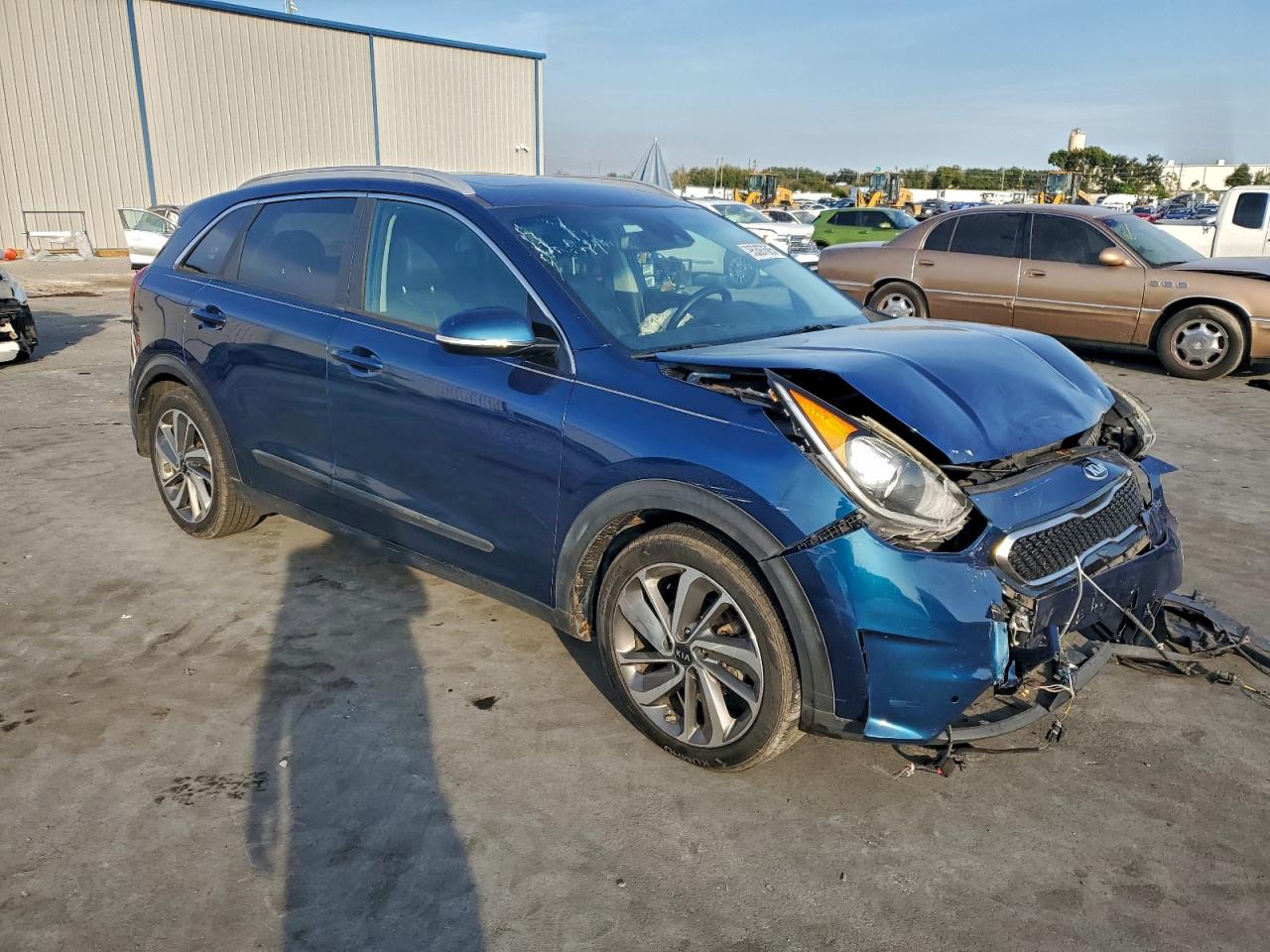 2017 KIA NIRO EX TOURING photo 4