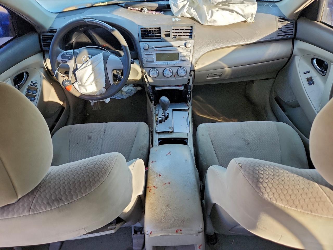 2011 TOYOTA CAMRY BASE photo 8