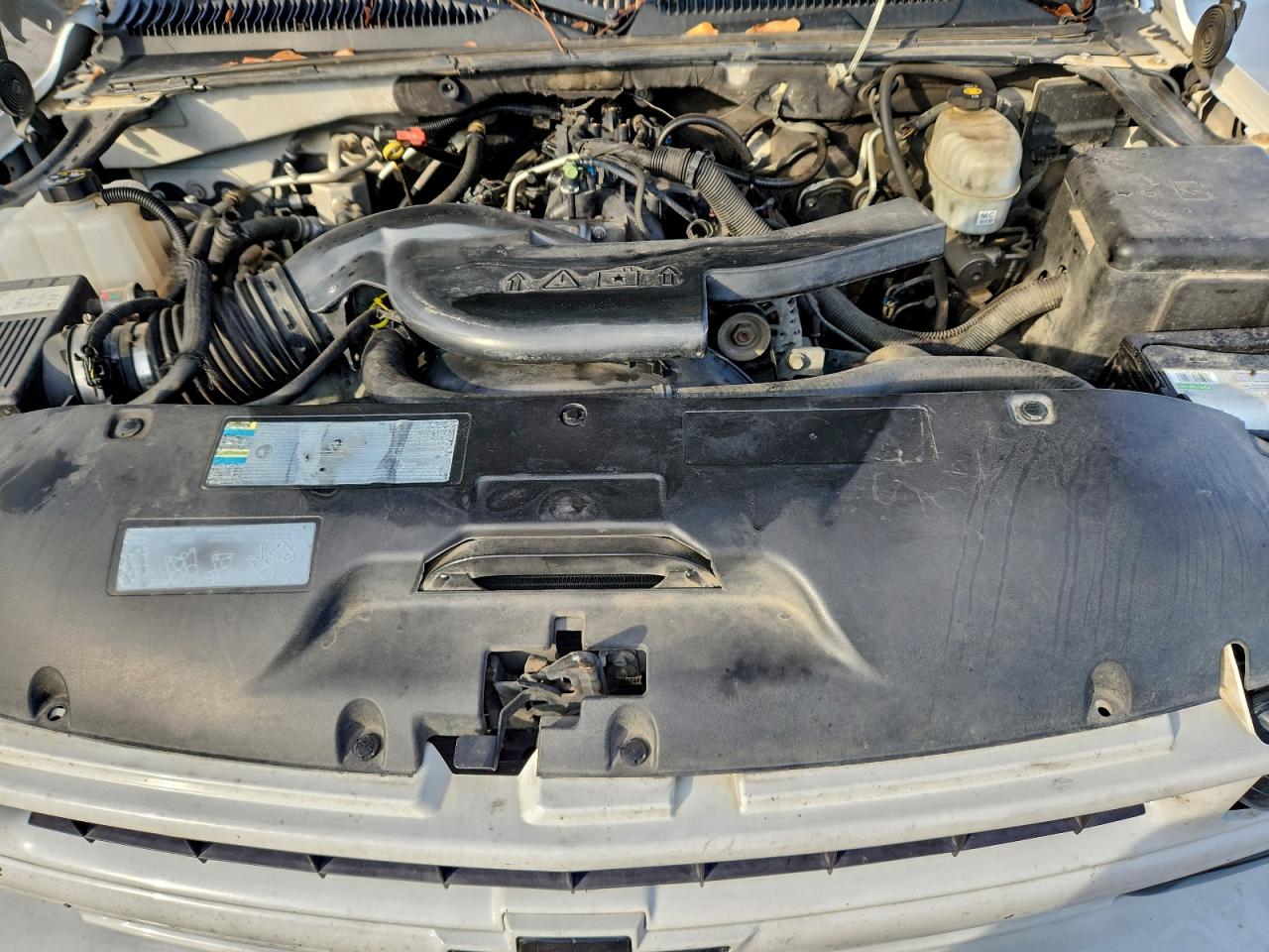 2004 CHEVROLET SUBURBAN K1500 photo 11