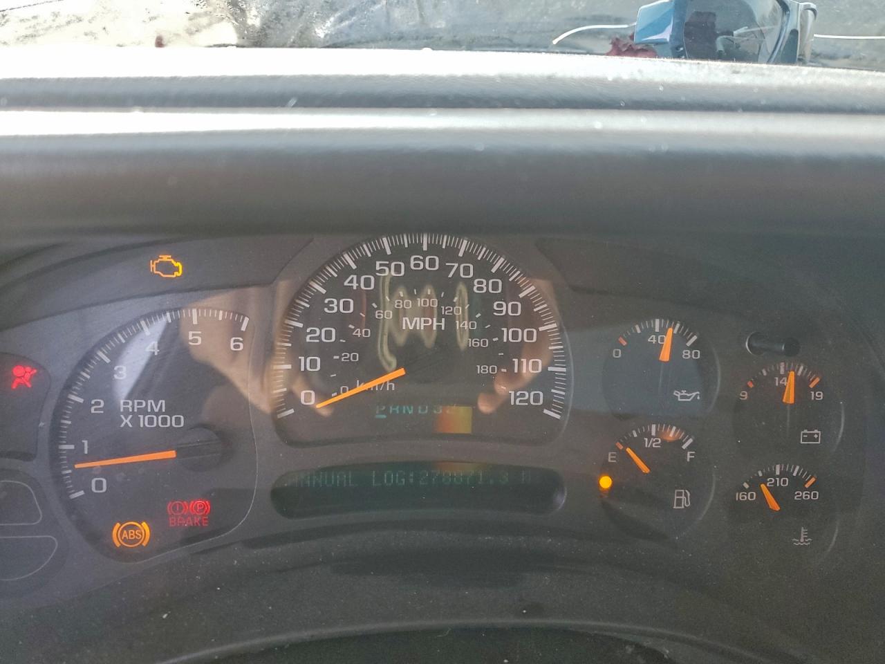 2004 CHEVROLET SUBURBAN K1500 photo 9