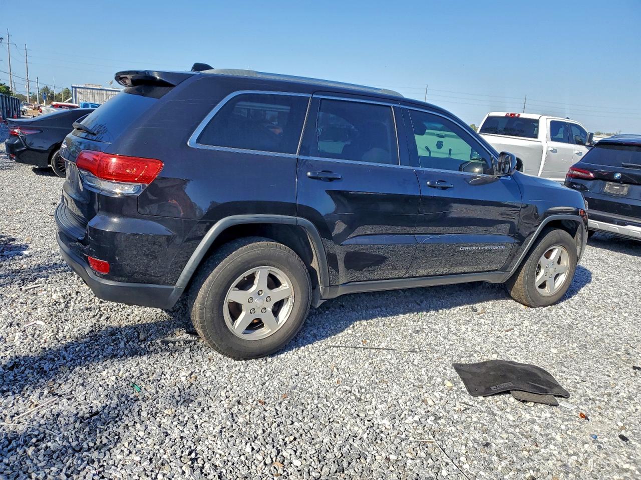 2015 JEEP GRAND CHEROKEE LAREDO photo 5