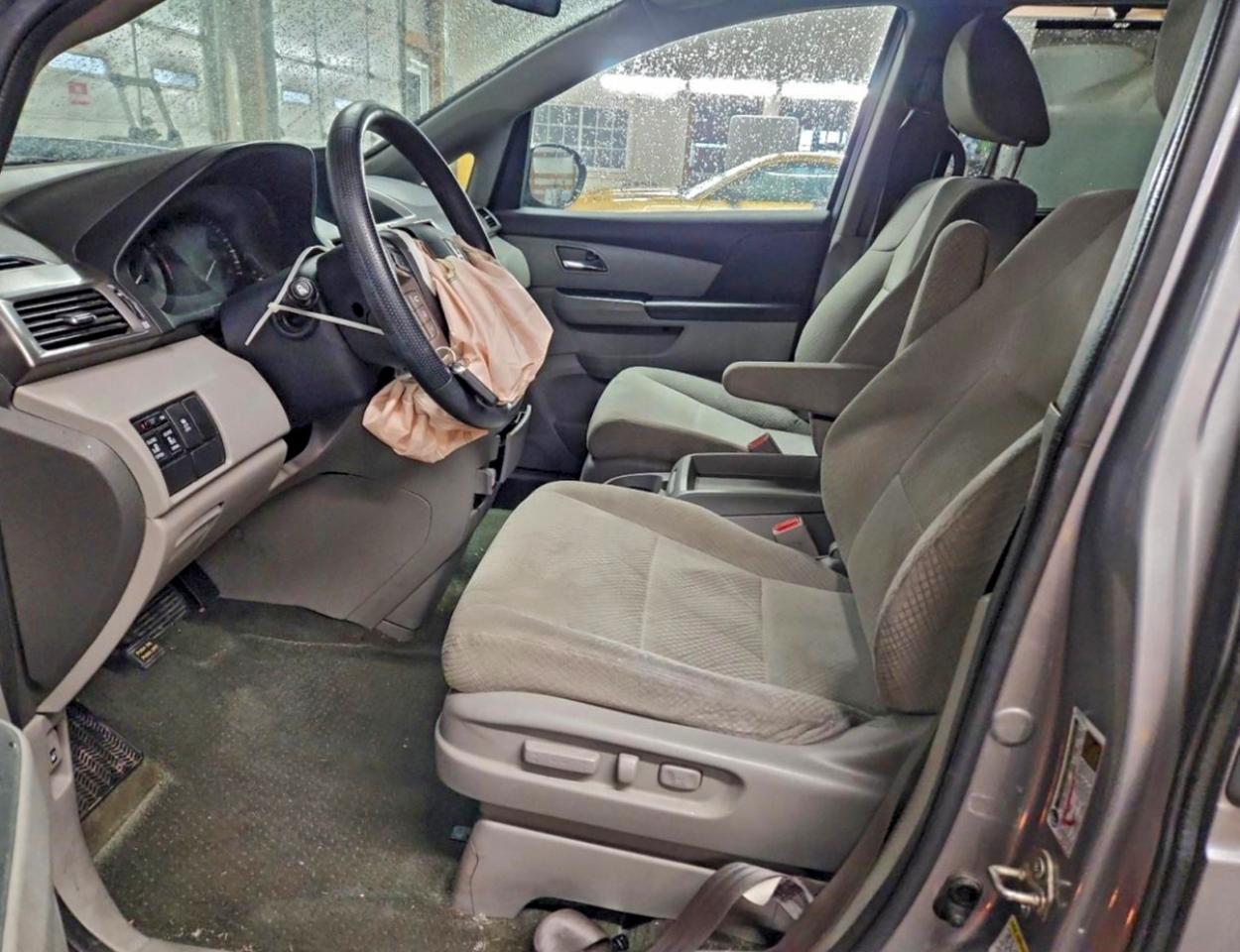 2016 HONDA ODYSSEY EX photo 7