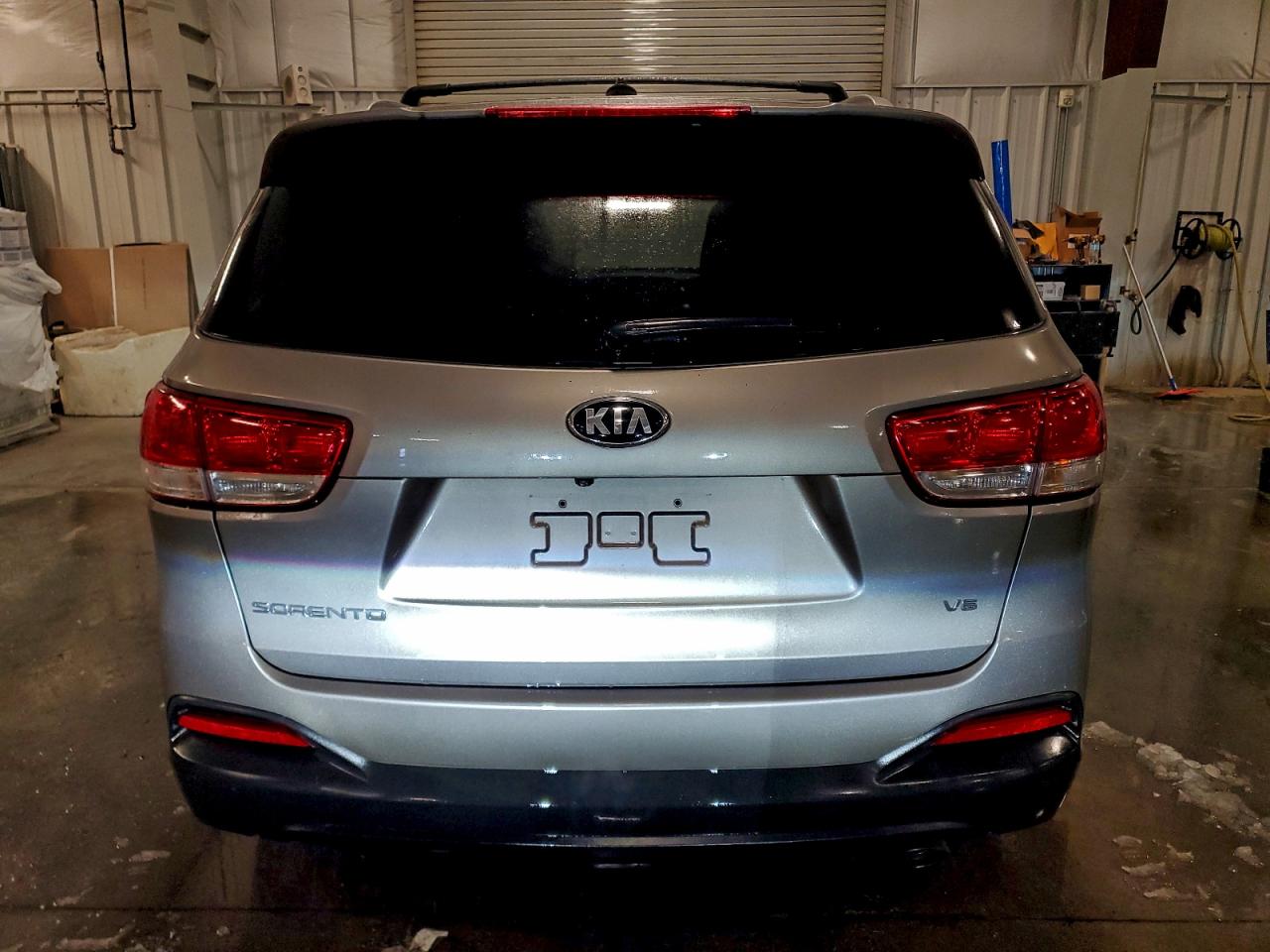 2017 KIA SORENTO LX photo 6