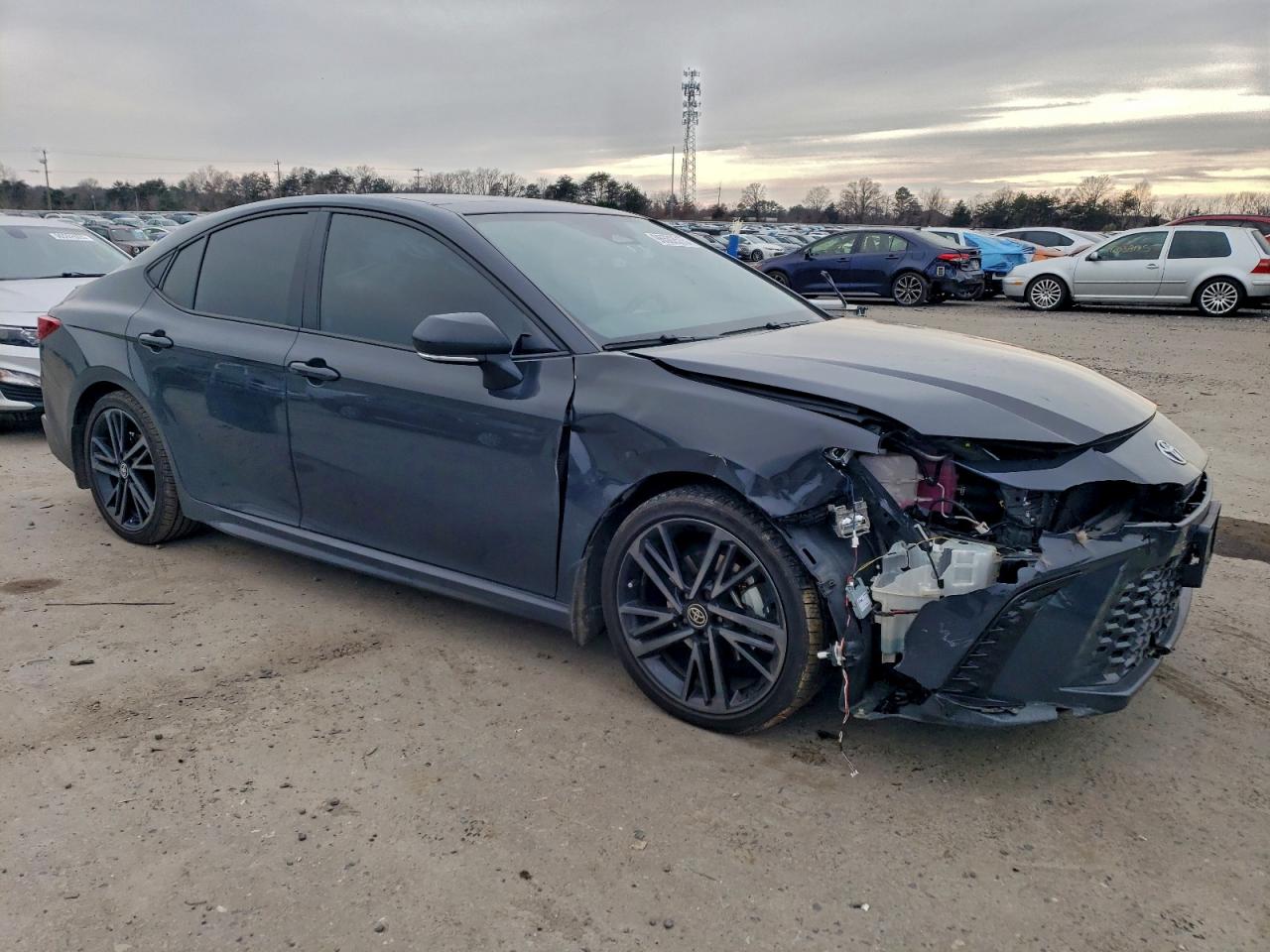 2025 TOYOTA CAMRY XSE photo 4