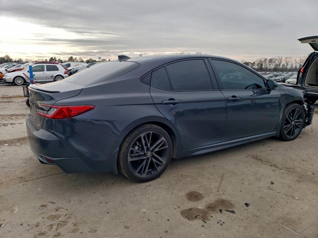2025 TOYOTA CAMRY XSE photo 3