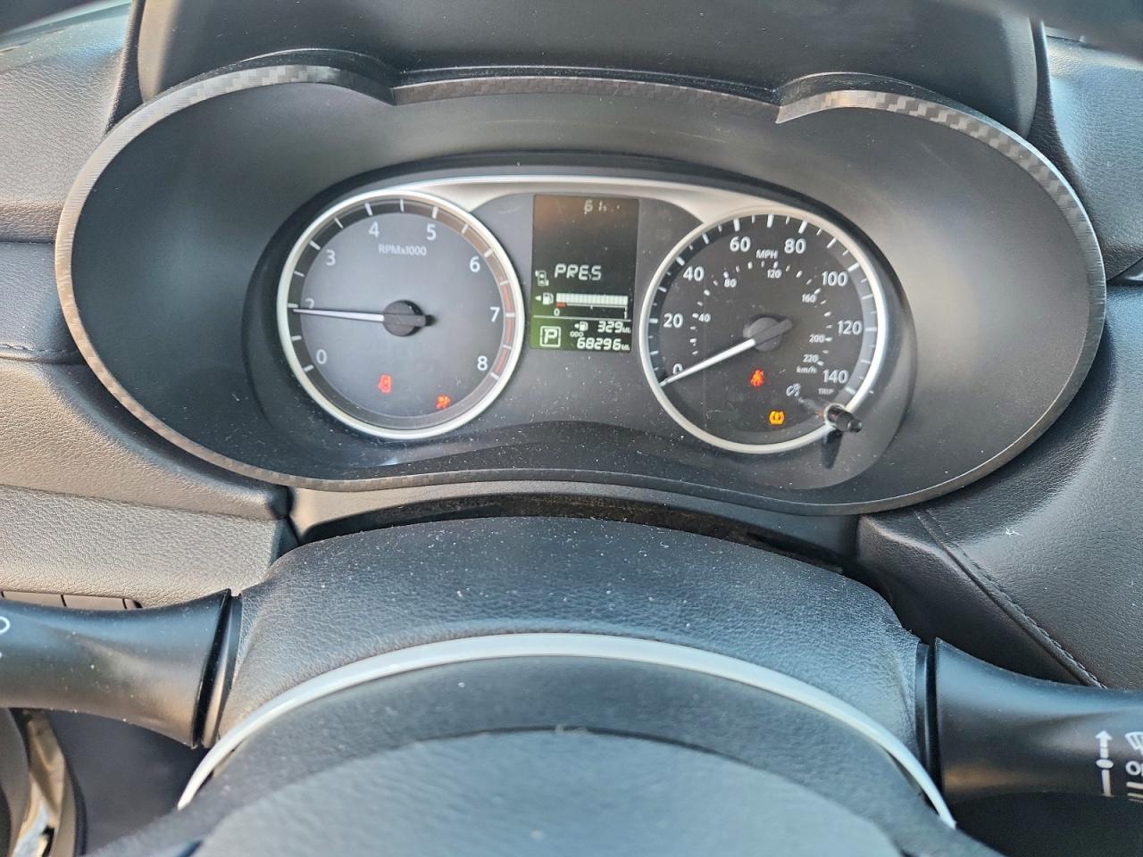 2021 NISSAN VERSA S photo 9