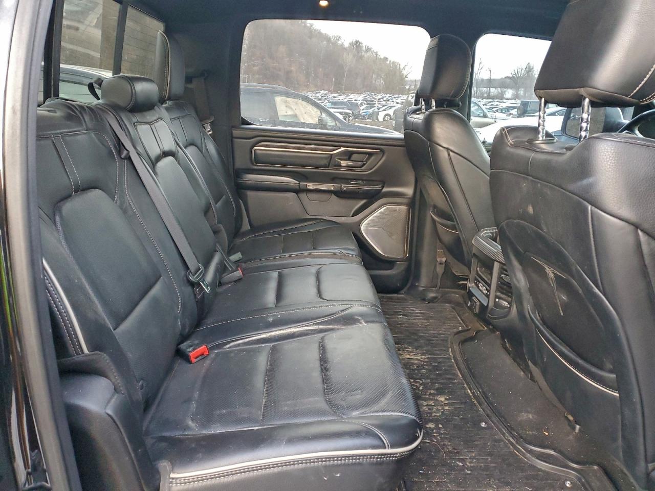 2019 RAM 1500 LIMITED photo 10
