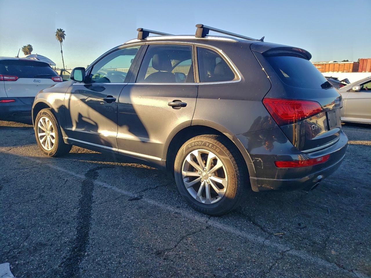2015 AUDI Q5 PREMIUM photo 2