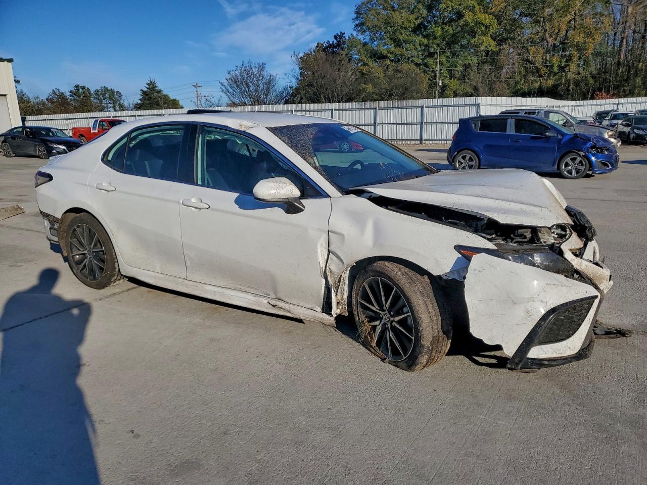 2021 TOYOTA CAMRY SE photo 10