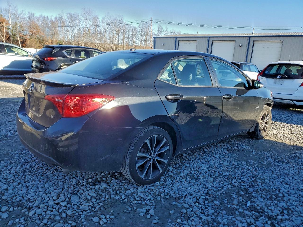 2019 TOYOTA COROLLA L photo 5
