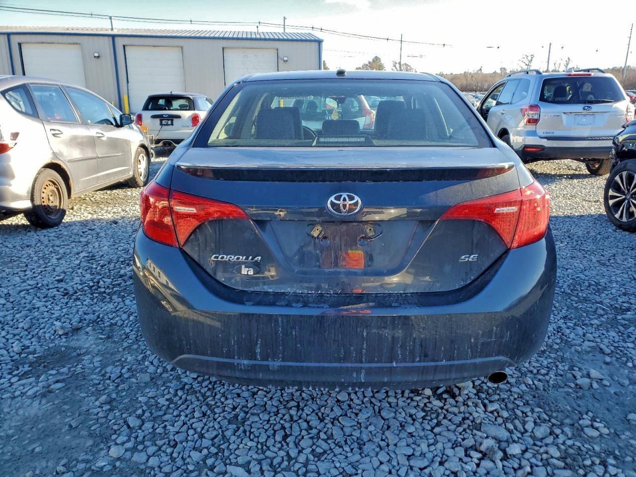 2019 TOYOTA COROLLA L photo 11