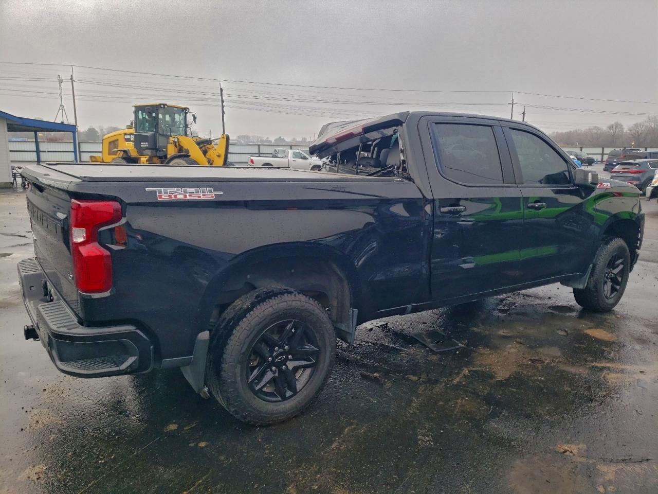 2021 CHEVROLET SILVERADO K1500 LT TRAIL BOSS photo 3
