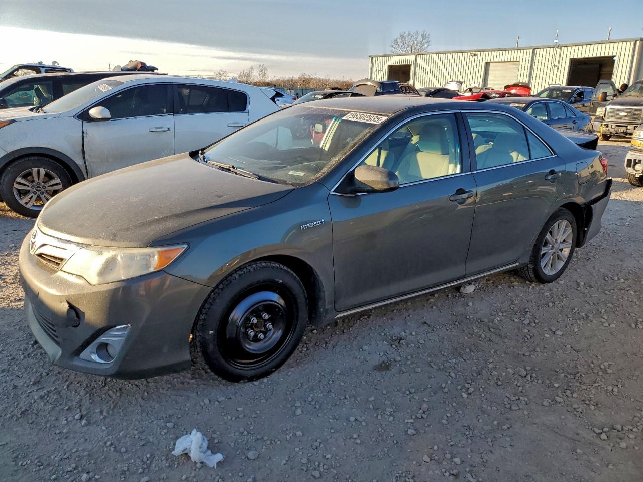 2014 TOYOTA CAMRY