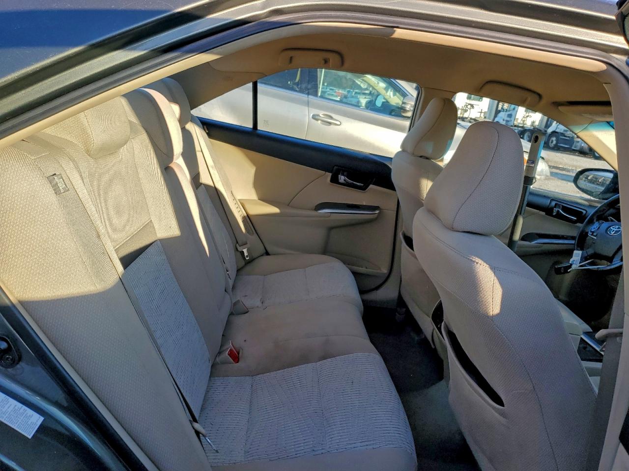 2014 TOYOTA CAMRY HYBRID photo 19