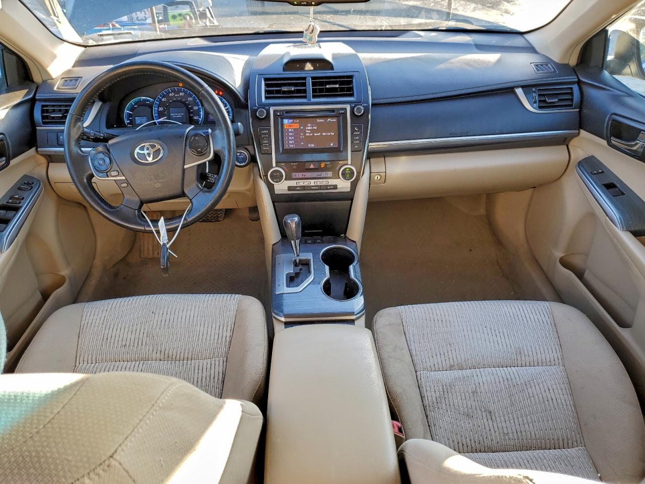 2014 TOYOTA CAMRY HYBRID photo 15