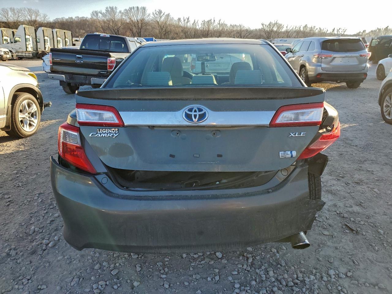 2014 TOYOTA CAMRY HYBRID photo 11