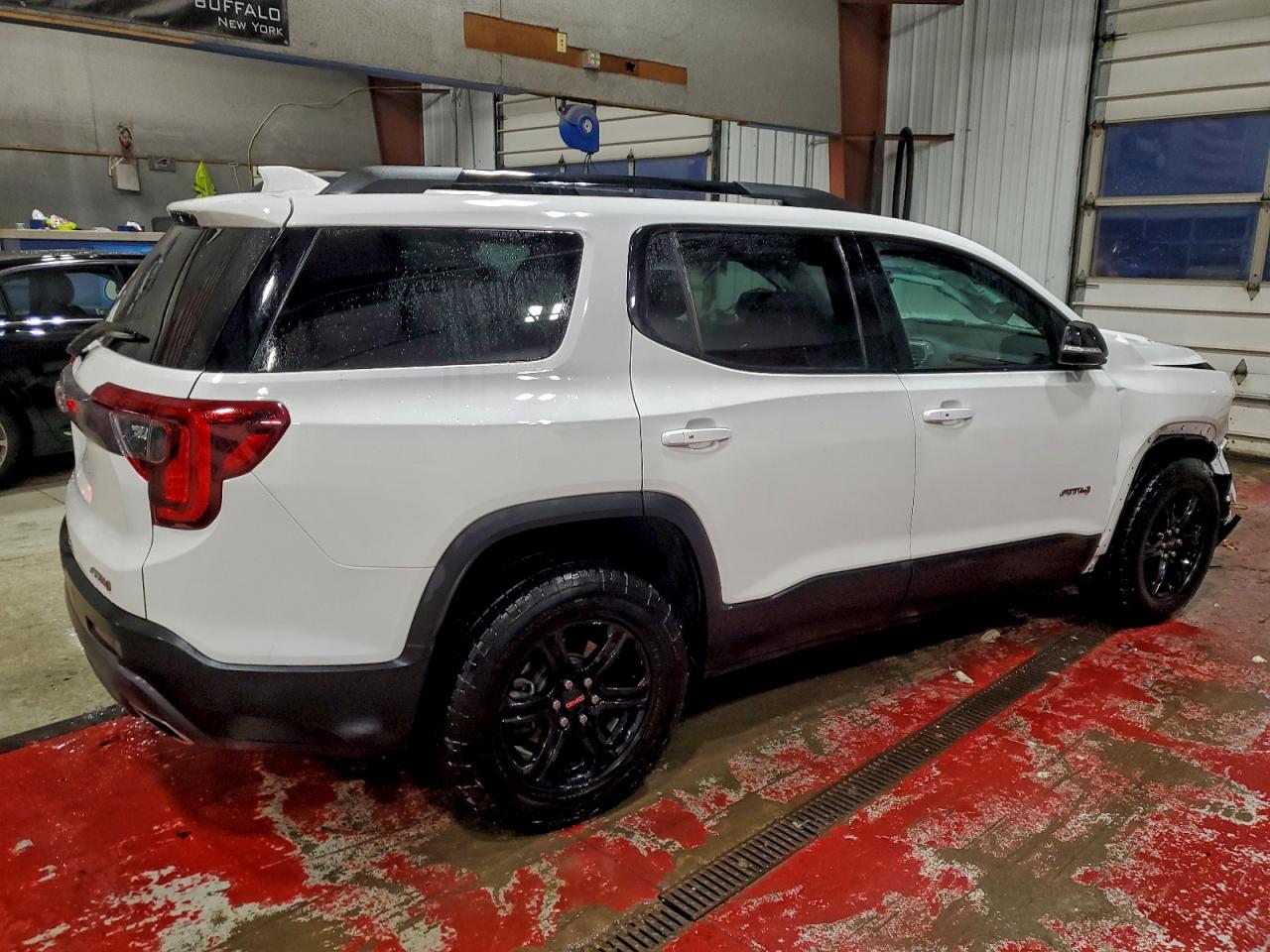 2023 GMC ACADIA AT4 photo 3