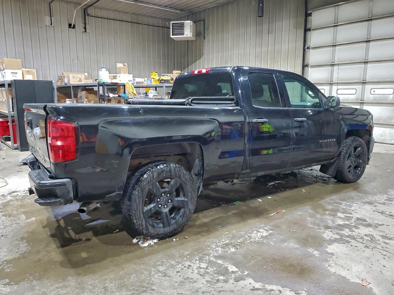2016 CHEVROLET SILVERADO K1500 photo 3