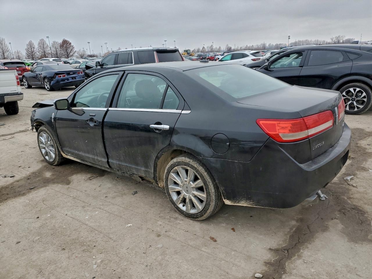 2010 LINCOLN MKZ photo 2