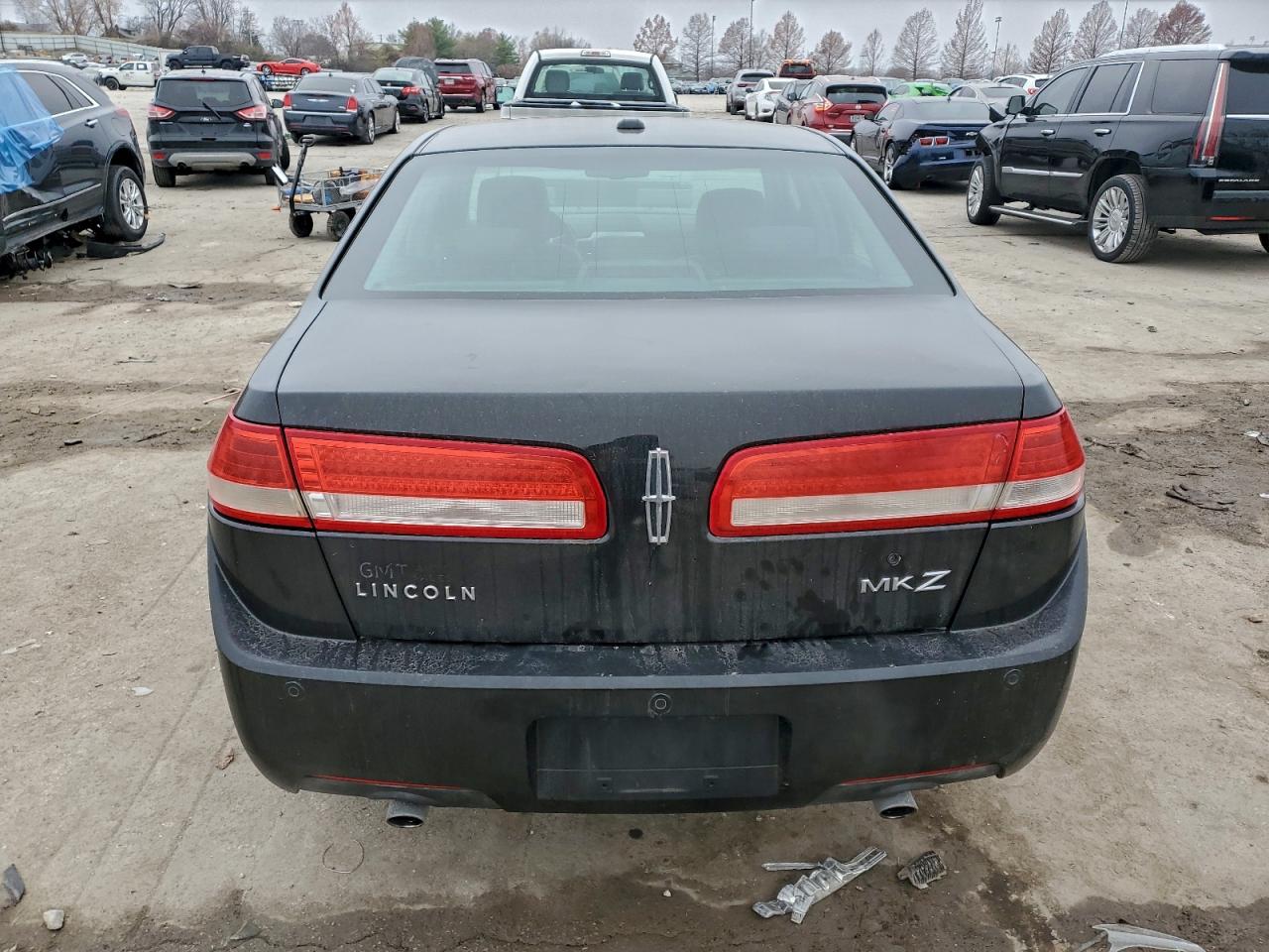 2010 LINCOLN MKZ photo 6