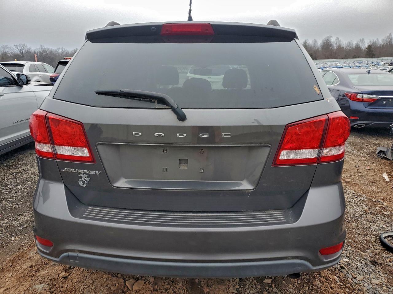 2014 DODGE JOURNEY SXT photo 6