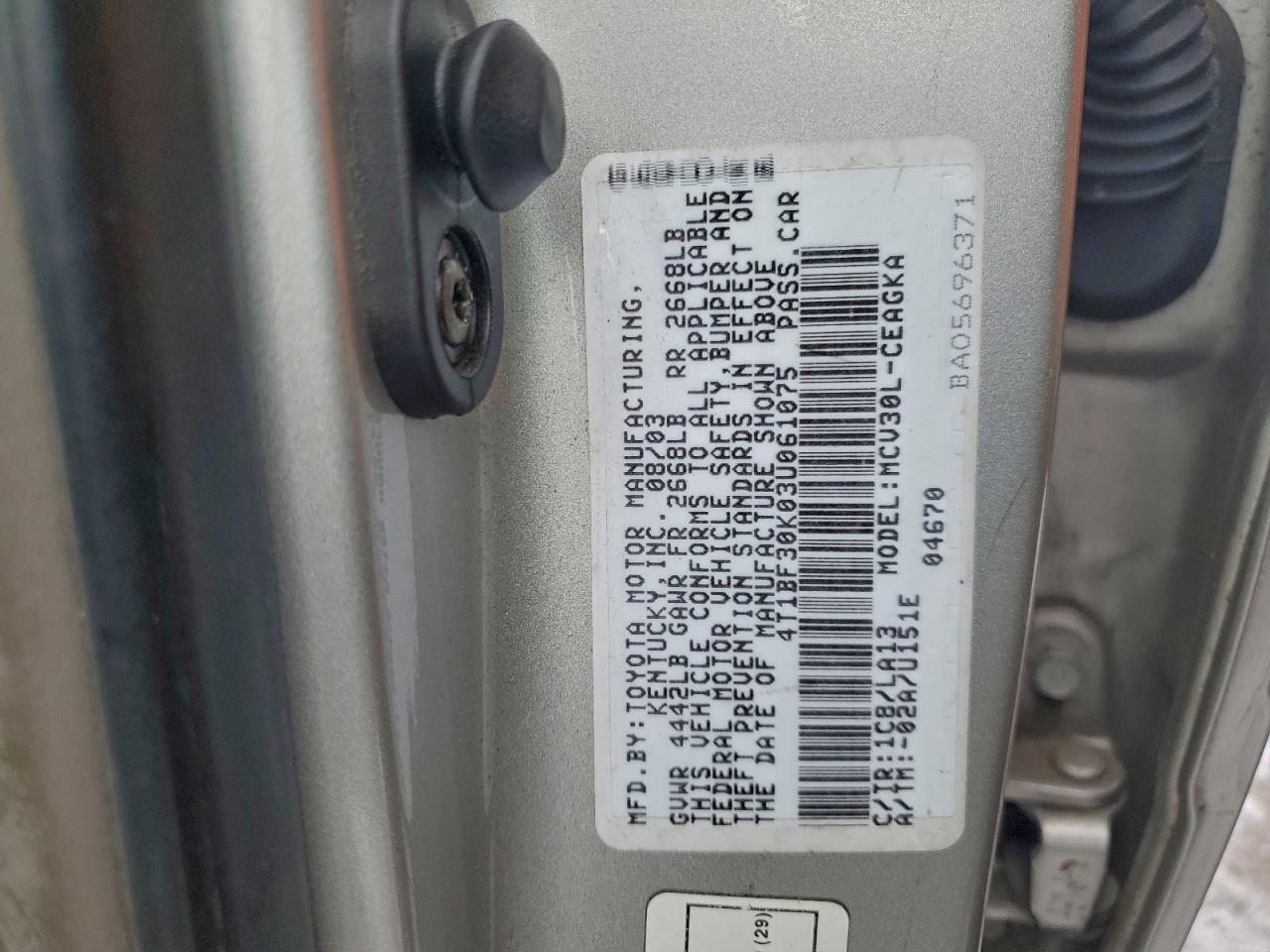2003 TOYOTA CAMRY photo 12