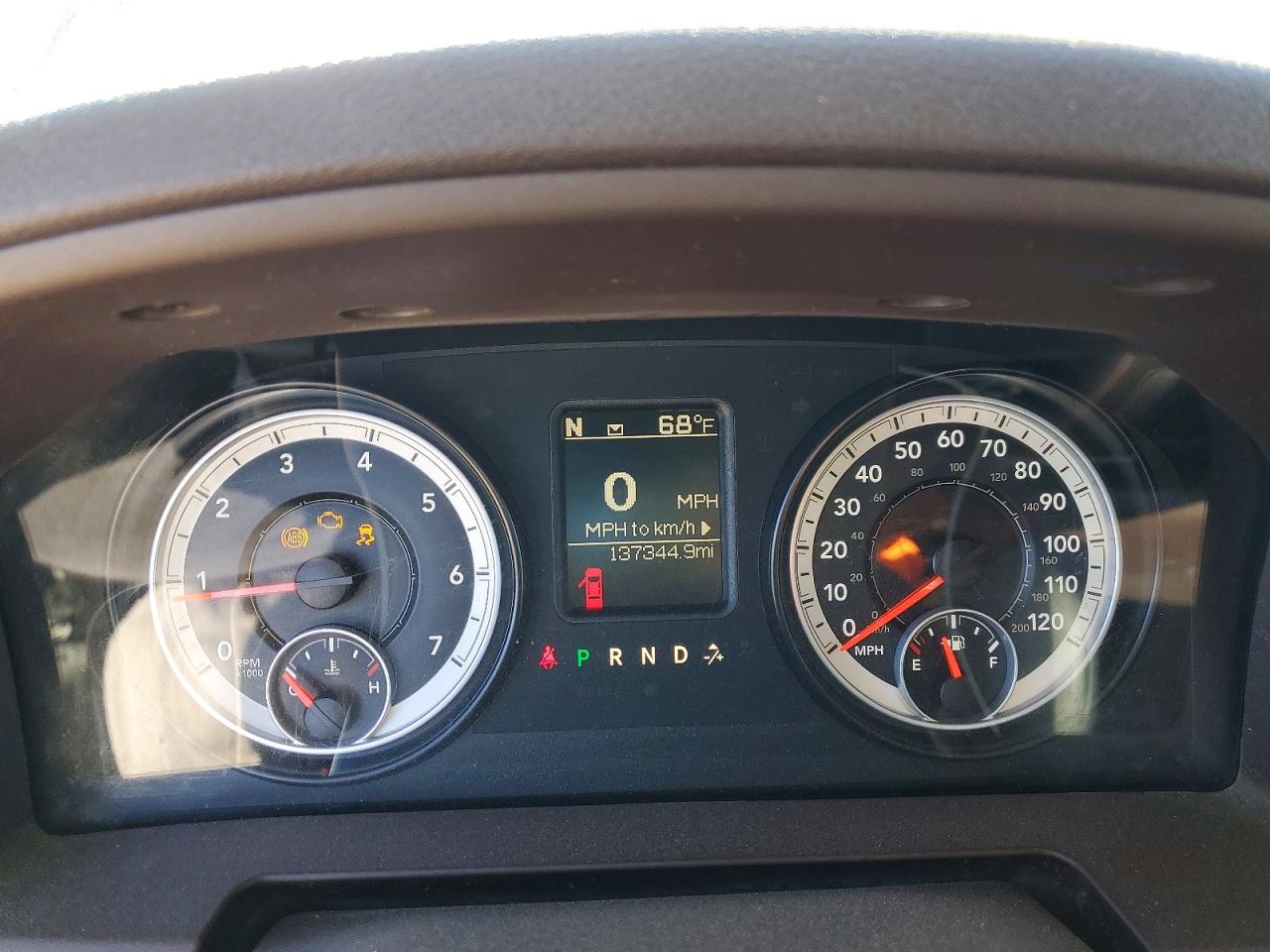 2014 RAM 1500 SLT photo 9