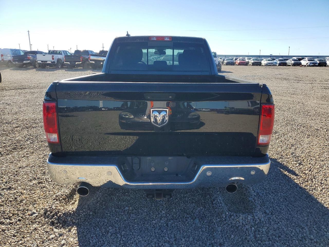 2014 RAM 1500 SLT photo 6