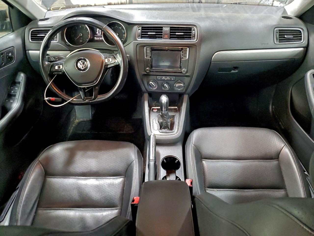 2017 VOLKSWAGEN JETTA SE photo 15
