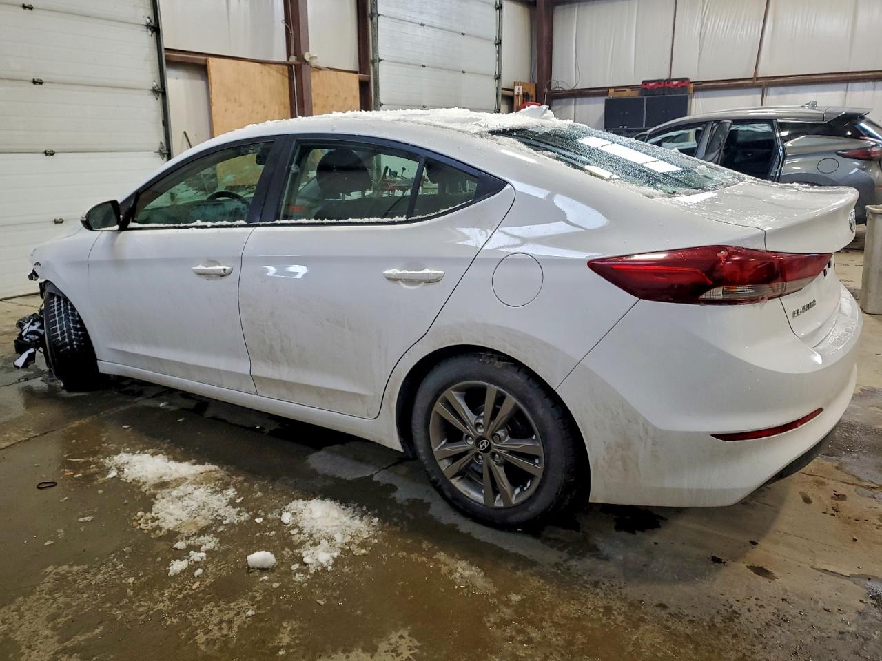 2017 HYUNDAI ELANTRA SE photo 2