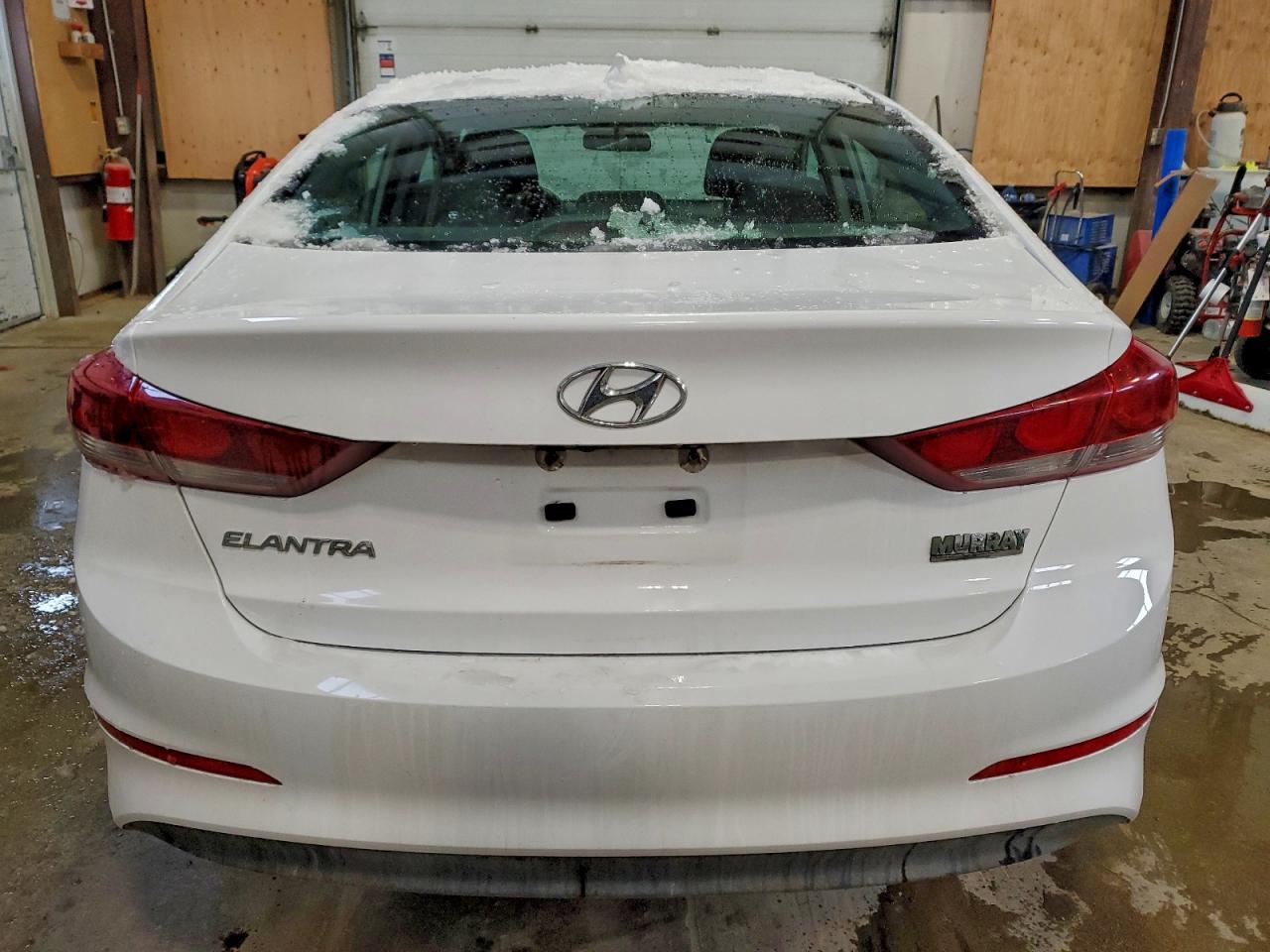 2017 HYUNDAI ELANTRA SE photo 6