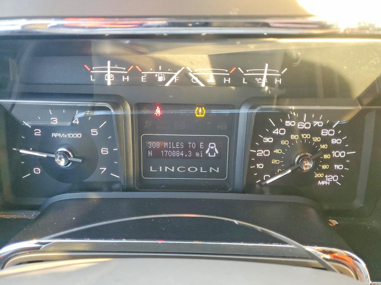 2012 LINCOLN NAVIGATOR photo 9